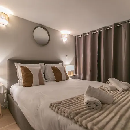 Mba Splendide - Proche Du Moulin Rouge Parigi